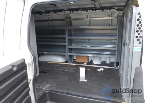 2017 Chevrolet Express 2500 Work Van из США, поврежденный, VIN 1GCWGAFF8H1255833